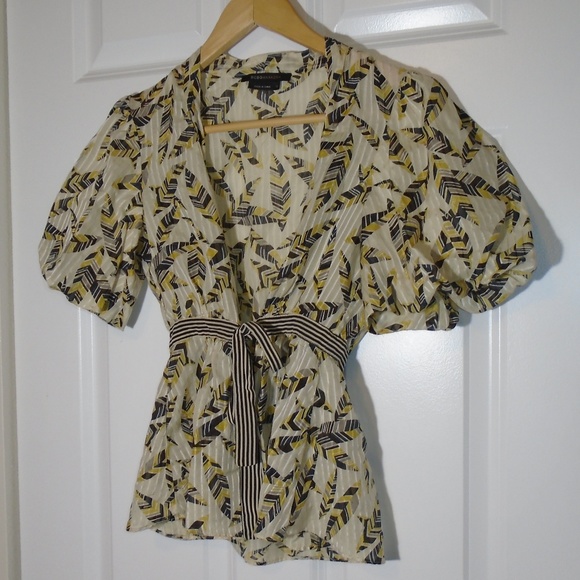BCBGMaxAzria Sheer Feather Print Belted Blouse Top - Picture 6 of 10